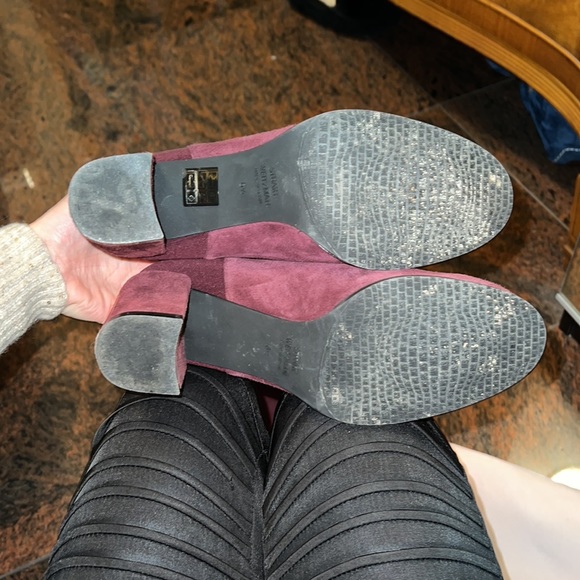 STUART WEITZMAN BOOTS - Picture 2 of 5
